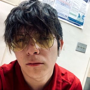 Meet your Posher, Luis